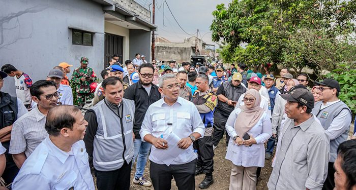 DPRD Kota Bandung dari Dapil 4, Minta Pemkot Perbaiki Infrakstruktur Jalan Inspeksi Kali Cidurian