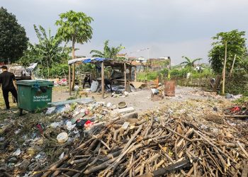 Dorong RW Kelola Sampah Mandiri, Wali Kota Bandung Tinjau Lokasi Pengolahan Sampah di Ciseureuh