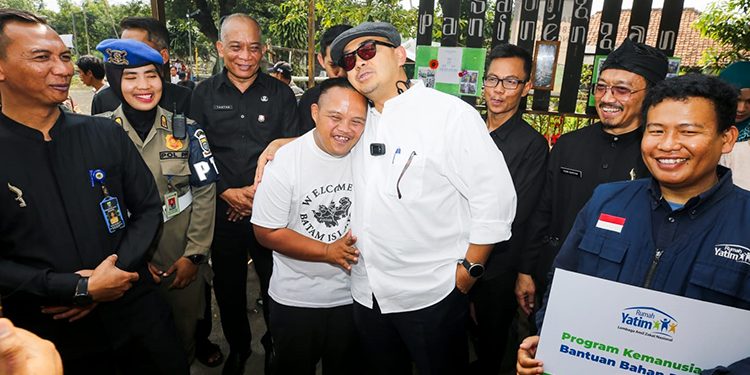 Farhan Ajak Warga Ciseureuh Bangun Ketahanan dari Lingkungan