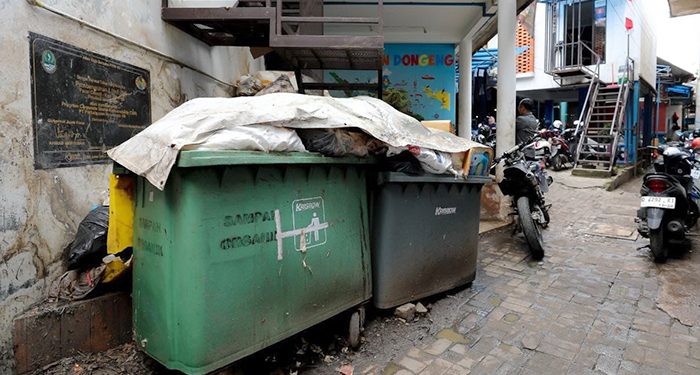 Farhan Pastikan Penanganan Sampah Cihapit Tuntas dalam Sehari