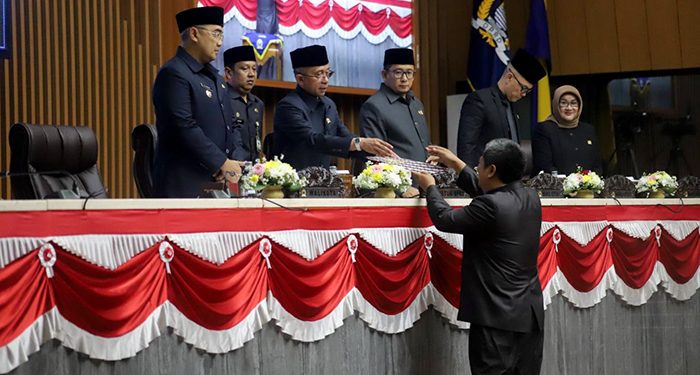 Fraksi PKS Berikan Pandangan Umum Terkait 4 Raperda Usulan Pemerintah Kota Bandung