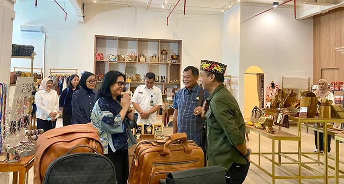 Galeri Patrakomala Jadi Inspirasi Komisi II DPRD Kalteng Kembangkan Produk Lokal