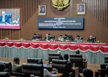 Jawaban Wali Kota Bandung Atas Pandangan Umum Fraksi-Fraksi DPRD Tentang 4 Raperda Baru