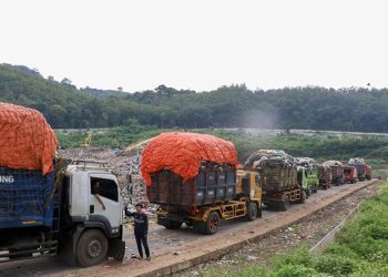 Dari TPS ke Sarimukti, Perjalanan Panjang Penjaga Bandung Tetap Bersih