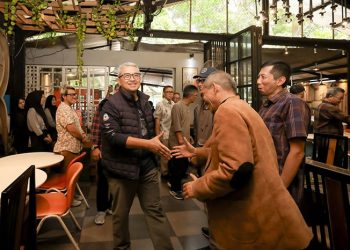 Dikejar dan Ditunggu, Wali Kota Bandung Nilai Camat Garda Terdepan