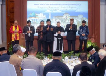 Farhan Tekankan Peran Agama Jaga Keharmonisan Bandung sebagai Kota Kosmopolitan