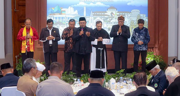 Farhan Tekankan Peran Agama Jaga Keharmonisan Bandung sebagai Kota Kosmopolitan