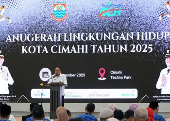 Ngatiyana Tekankan Peran Warga Atasi Sampah di Anugerah Lingkungan Hidup Cimahi 2025