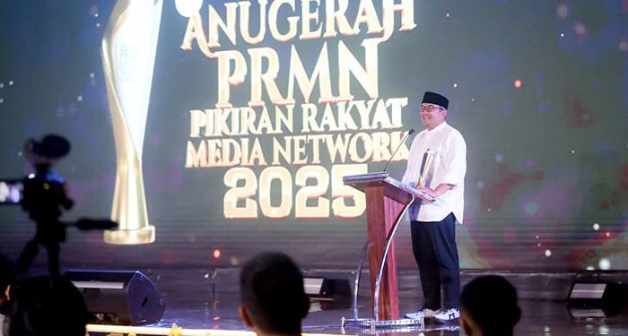 Pemkot Bandung Raih Penghargaan Green City Transformation di PRMN 2025
