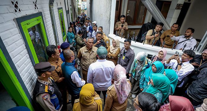 Pertanda Bahaya: Wali Kota Bandung Imbau Warga Segera Mengungsi Jika Temukan Retakan