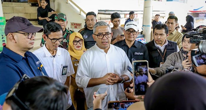 Farhan Imbau Kepada Warga Kota Bandung untuk Tetap Tenang Terkait Temuan Benda Diduga Bom