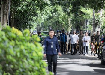 Farhan Tekankan Keselamatan Warga, Tak Asal Tebang Pohon di Pemukiman