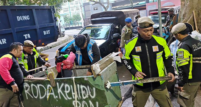 Tidur di Trotoar Jadi Sorotan, Sekda Bandung Minta OPD Bergerak