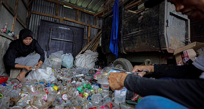 Krisis Sampah Kian Mendesak, Farhan Tegaskan Bandung di Titik Penentuan