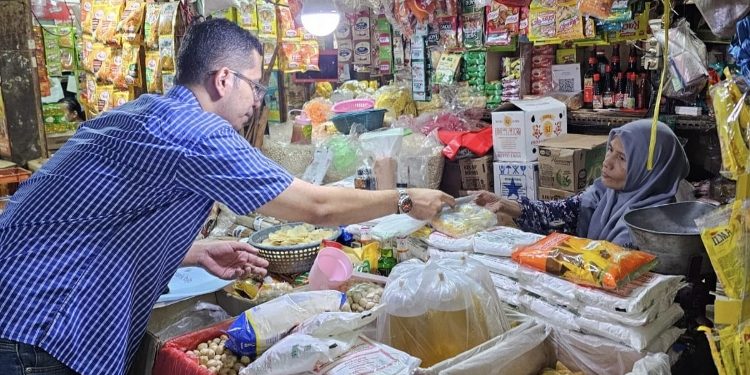 Dekatkan Layanan Perbankan, bank bjb Perkuat Ekonomi  Pasar Kebayoran Lama