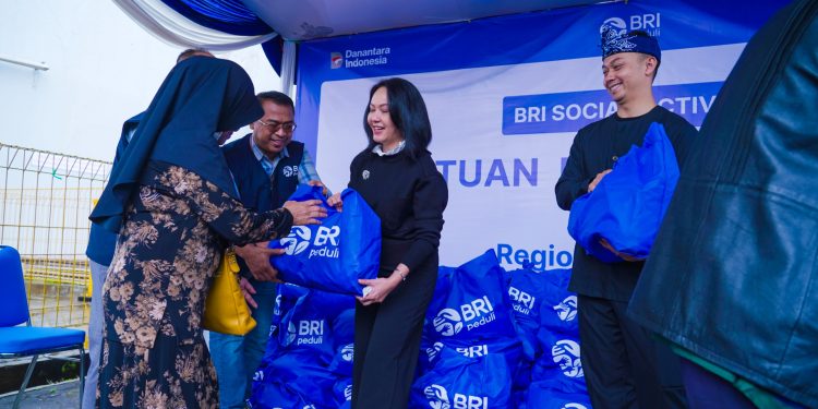HUT ke-130 BRI, Region 9 Gelar Aksi Sosial di Bandung