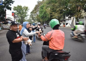 Pokja PWI Kota Bandung kembali Tunjukkan Kepeduliannya di Bulan Suci Ramadhan 1447 H