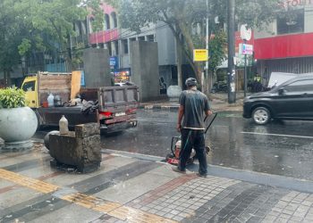 Diguyur Hujan, Perapihan Bekas Galian IPT di Bandung Tetap Dikebut Jelang Idulfitri