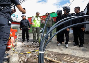 Pantau Langsung Galian IPT, Wali Kota Bandung Soroti Kerapihan dan Keselamatan Kerja