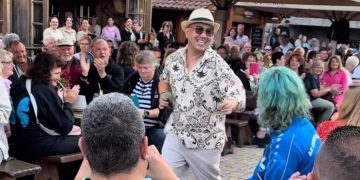 Kini Eks Bintang KDI Asep Mulyana Suherman Siap Rilis Album di Jerman