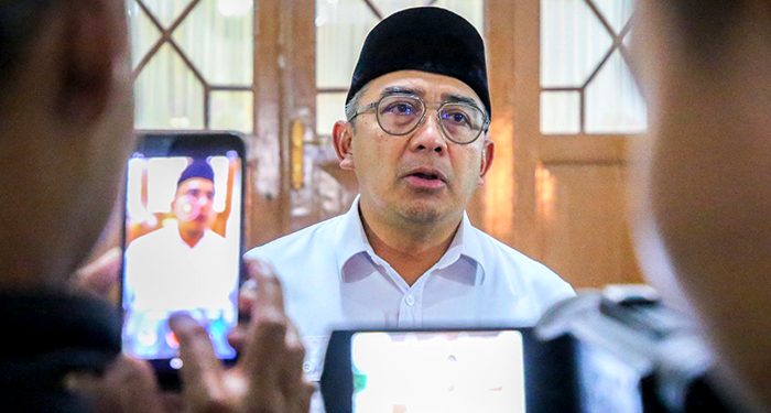 Farhan Perintahkan Pengamanan Ratusan Titik Bekas Galian untuk Cegah Kecelakaan