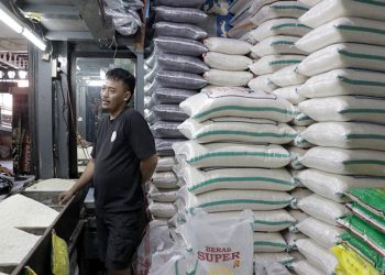 Pemkot Bandung Pastikan Stok Beras dan Minyak Aman, Farhan Tegaskan Siap Tindak Penimbun Sembako