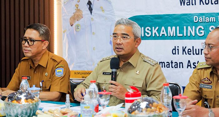 Pemkot Bandung Tertibkan PKL Lebih Dulu, Farhan Tunda Perbaikan Jalan Panjunan