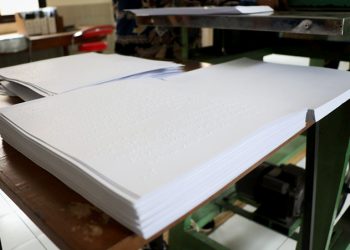 Kisah Para Pekerja Percetakan Al-Qur’an Braille, Menghidupkan Huruf Lewat Sentuhan