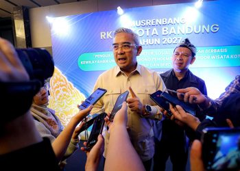 Pegawai Tetap Dipantau GPS, Farhan Pastikan WFH Pemkot Bandung Tak Ganggu Layanan Publik