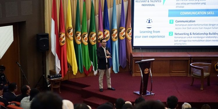 Kuliah Umum Unpad Bahas Masa Depan Perbankan di Tengah Gempuran Teknologi