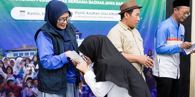 BAZNAS Jabar Gelar Berbagi Kebahagiaan Bersama Yatim dan Syukuran PERSIB Juara