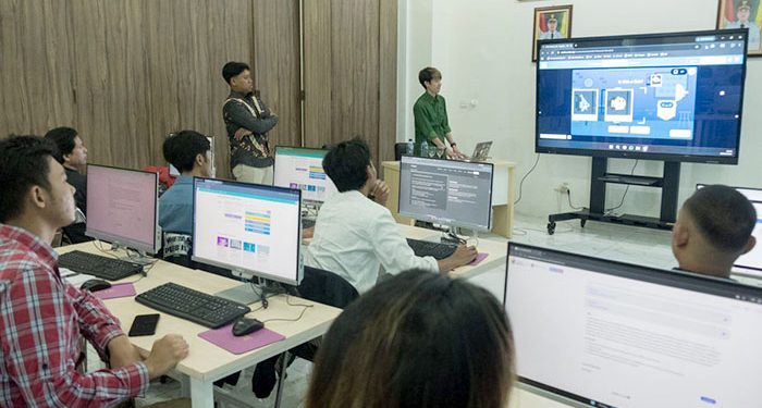 Disnaker Bandung Gelar Pelatihan AI Gratis, Pendaftar Membludak