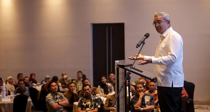 Farhan Minta Camat dan Lurah Jadi Pemimpin yang Benar-Benar Bekerja untuk Rakyat