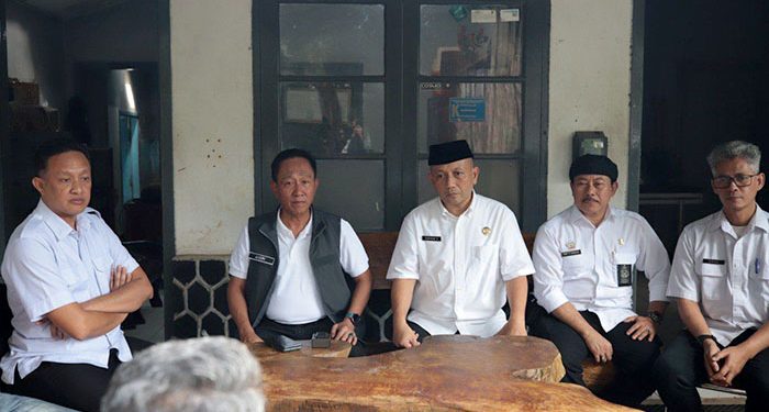 Pakan Satwa hingga Gaji Karyawan Kebun Binatang Bandung Dipastikan Aman