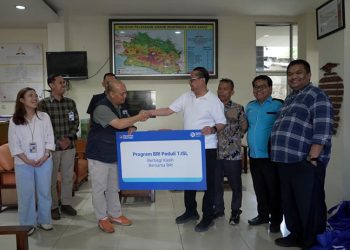 BRI Region 9 Bandung Salurkan 500 Paket Sembako, Perkuat Kepedulian Sosial Lewat Program BRI Peduli
