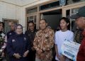 Pemkot Cimahi Hadir Langsung ke Rumah Warga Rentan, Beri Bansos dan Harapan Baru