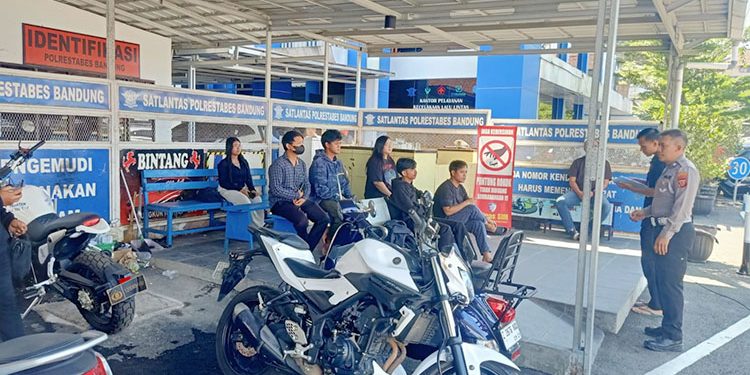 Satpas Polrestabes Bandung: Biaya SIM Sesuai Regulasi, Pelayanan Terus Ditingkatkan