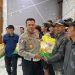 Wujud Kepedulian Polri, Kasat Lantas Polrestabes Bandung Salurkan Bantuan Sosial