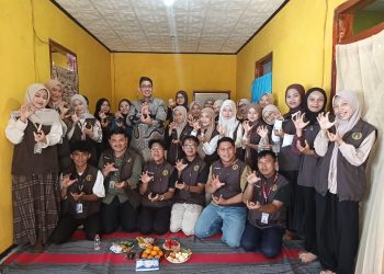 IKIP Siliwangi Perkuat Pengabdian Mahasiswa Lewat Monev GISMA di Desa Cipatik