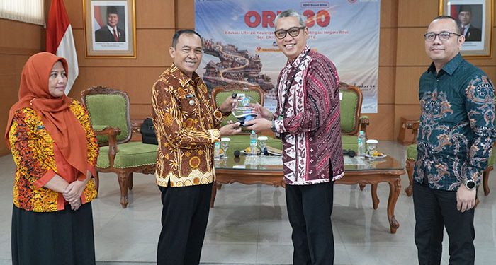 Ngatiyana: Literasi Keuangan Kunci Masyarakat Cerdas dan Mandiri Ekonomi