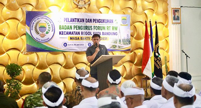 Reza Panglima Ulung Hadiri Pelantikan Forum RT RW Kecamatan Regol, Tegaskan Peran Strategis RT dan RW