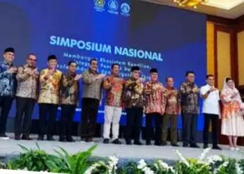 Simposium Nasional PERADI Profesional Perkuat Sinergi Advokat dan Perguruan Tinggi