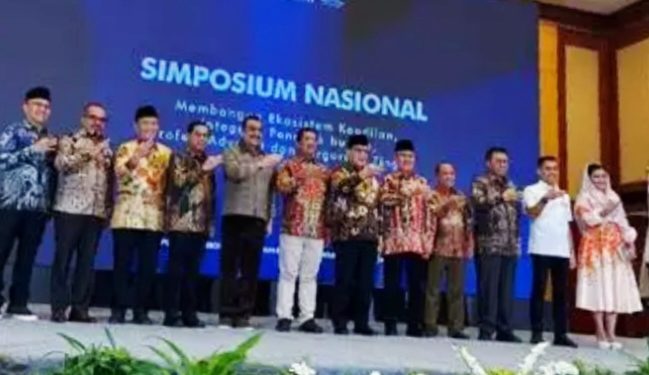 Simposium Nasional PERADI Profesional Perkuat Sinergi Advokat dan Perguruan Tinggi