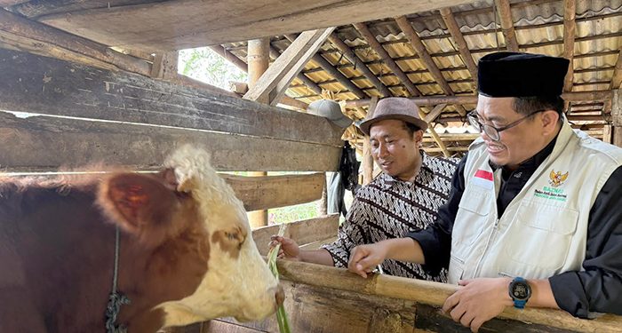 BAZNAS Jabar Salurkan Daging dari Pengguna QuranBest untuk Warga Pelosok Tasikmalaya