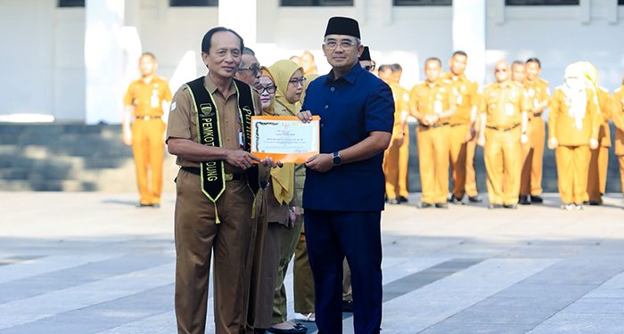 Farhan Lepas 66 ASN Pemkot Bandung yang Purna Tugas, Ada yang Mengabdi hingga 37 Tahun