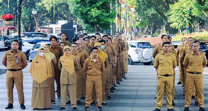 Pemkot Bandung, Bank bjb dan Baznas Serahkan Bantuan Rp1 Miliar untuk Korban Gempa NTT