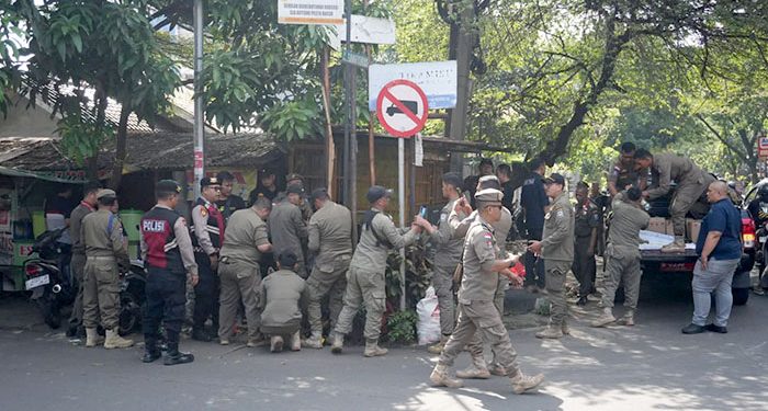 Pemkot Bandung Perketat Penataan PKL, Trotoar dan Saluran Air Harus Bebas Bangunan